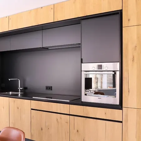 Huis19 Luxury Гент