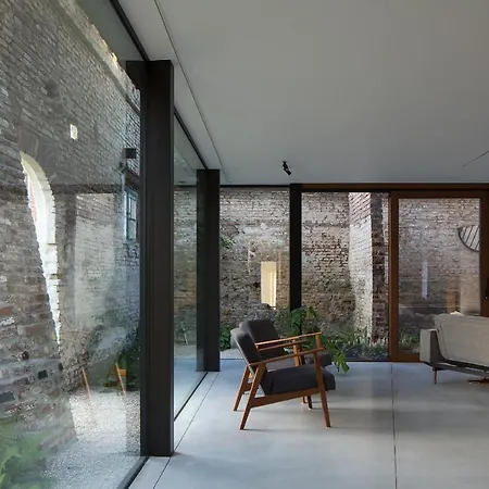 Апартаменты Huis19 Luxury Гент